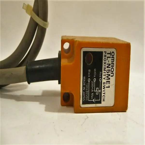 Inductive Proximity Switch, TL-N5ME1, Omron, Made in Japan